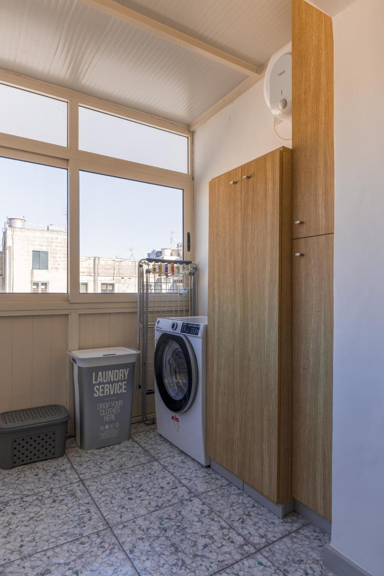 Harbour View - Large 2Br Apartment فاليتا المظهر الخارجي الصورة